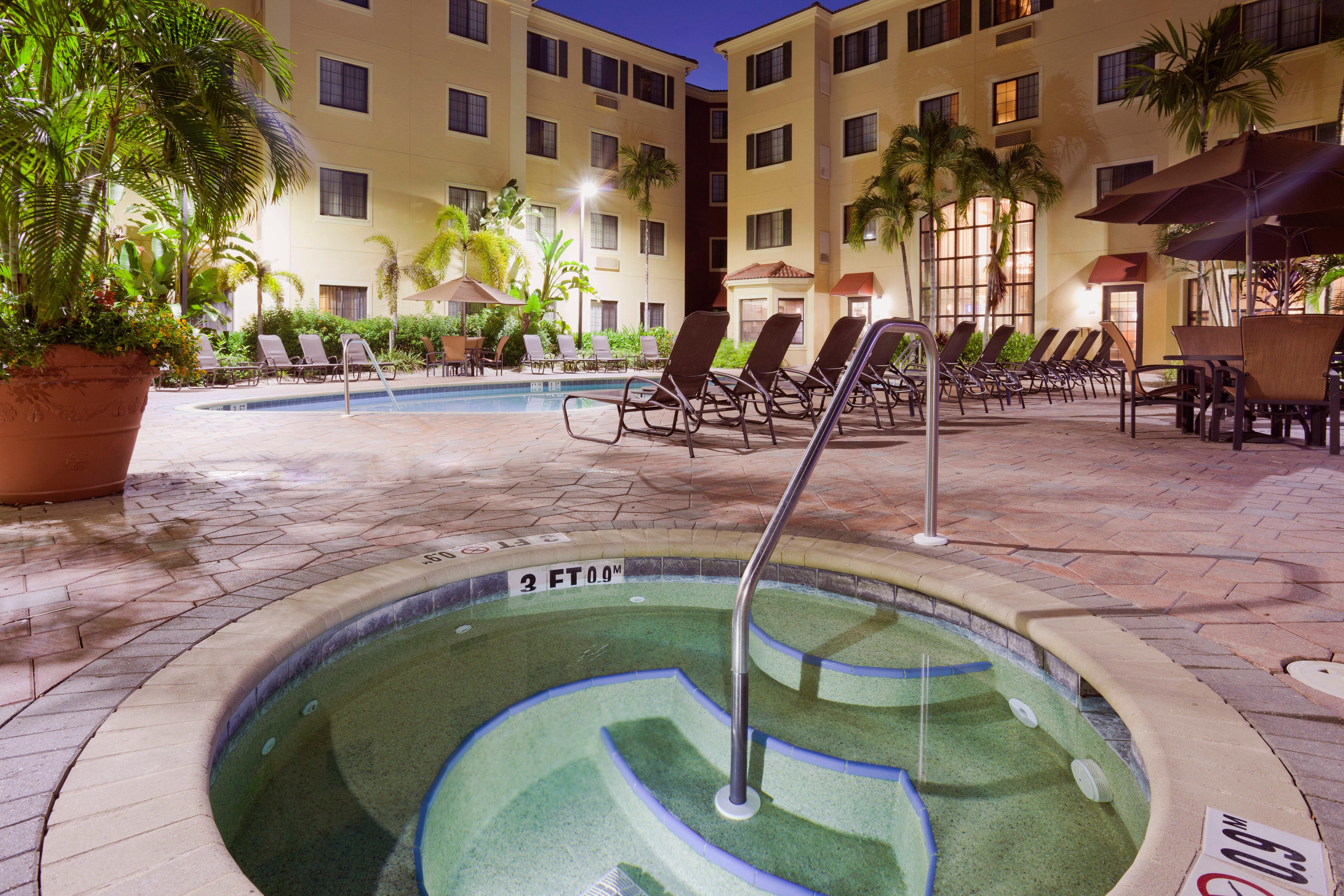 Staybridge Suites Naples - Gulf Coast, An Ihg Hotel Dış mekan fotoğraf